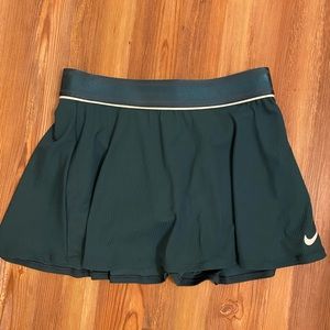 Nike Tennis Skirt- Hunter Green Size S